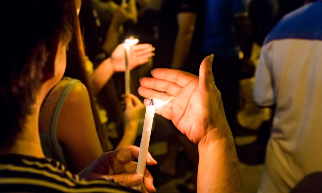 Memorial candles